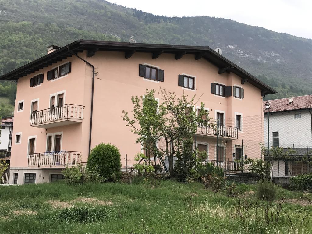 Palazzina Rosa Apartment Spormaggiore Bagian luar foto