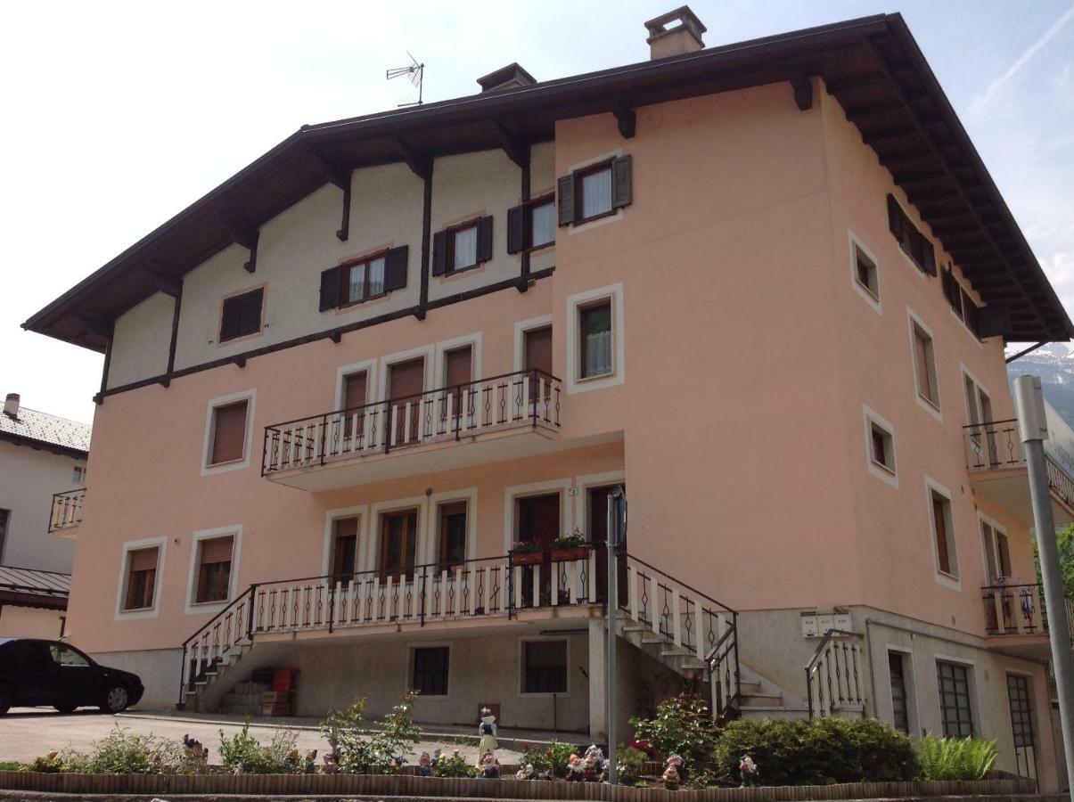 Palazzina Rosa Apartment Spormaggiore Bagian luar foto